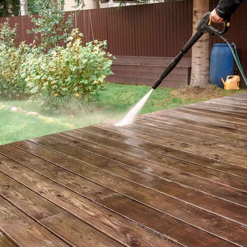deck and patio cleaning